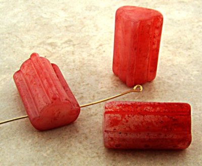 PINK MARBLE 30X19X16MM 3-HOLE TRIANGLE SPACER BEADS - Lot of 12