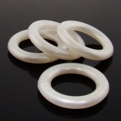 WHITE PEARLIZED 32MM ROUND RINGS - Lot of 12