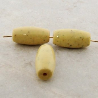 BEIGE SPECKLED 22X11MM BARREL BEADS - Lot of 12