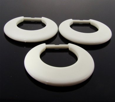 IVORY 48X16MM FLAT ROUND PENDANT - Lot of 12