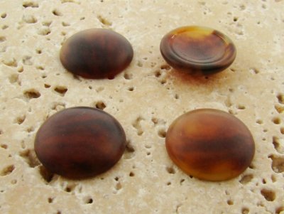 18mm. TORTOISE MATTE MARBLE ROUND CABOCHONS - Lot of 48