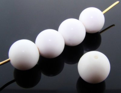 WHITE 10MM SMOOTH ROUND BEADS - Lot of 12