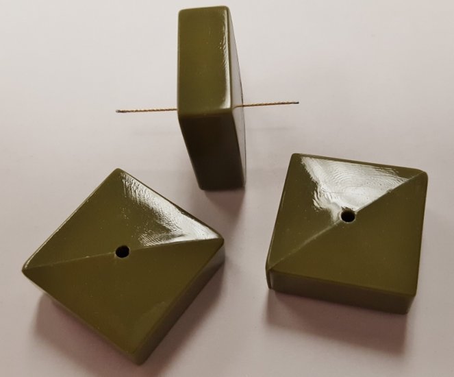 (image for) OLIVE GREEN 8x19mm. SHINY SMOOTH SQUARE BEADS - Lots of 12