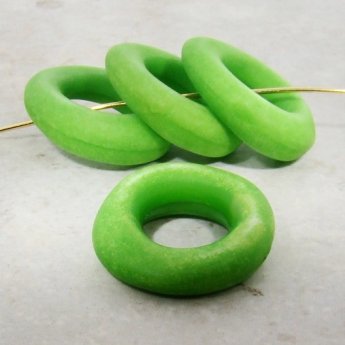 MATTE GREEN WASHED 29X27MM BAROQUE ROUND RINGS - Lot of 12