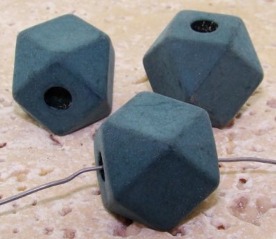 GREEN MATTE 20MM LARGE HOLE FACETED BEADS - Lot of 12