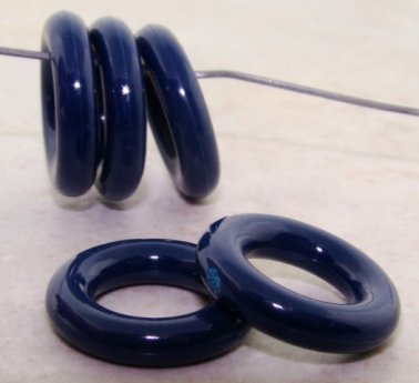 NAVY 20MM ROUND SMOOTH RINGS - Lot of 12