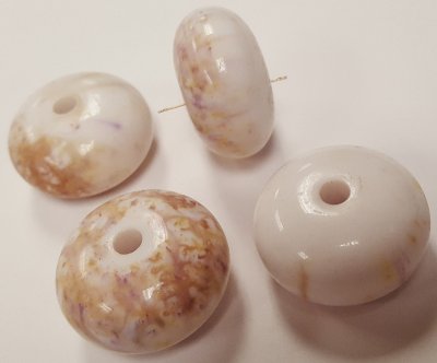 WHITE BEIGE SPLASH 17x30mm. SMOOTH ROUND DONUT BEADS - Lot of 12