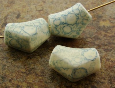 BLUE WATERSPOT 20X14MM ELBOW BEADS - Lot of 12