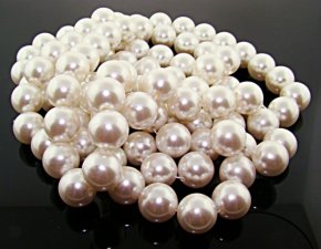 WHITE LUSTER 15MM ROUND SMOOTH JAPANESE PEARLS - Lot of 51
