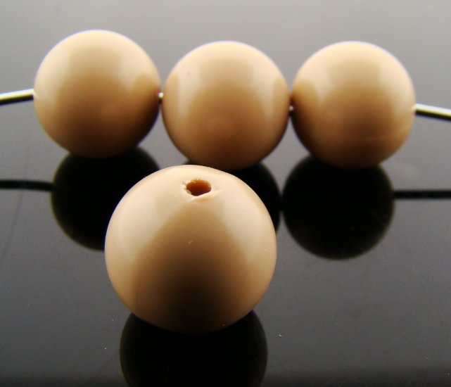 (image for) MOCCA 10MM SMOOTH ROUND BEADS - Lot of 12