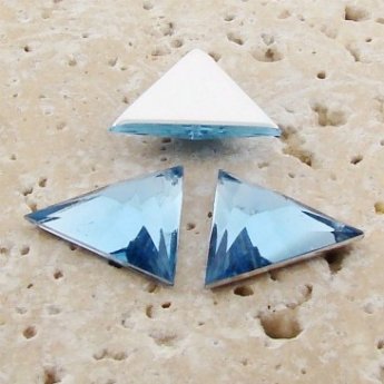 Light Sapphire Facet - 18x18mm Triangle Cabochons - Lots of 144
