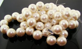 CULTURA 20MM ROUND SMOOTH JAPANESE PEARLS - Lot of 19