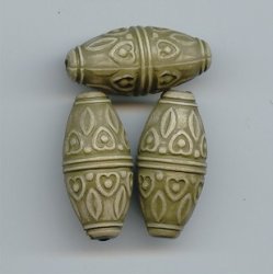 GREEN 28X14MM CARVED HEART/LEAF OVAL BEADS - Lot of 12