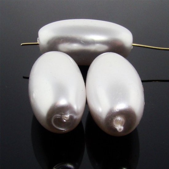 (image for) WHITE PEARLIZED 40X20MM SMOOTH OVAL BEADS - Lot of 12