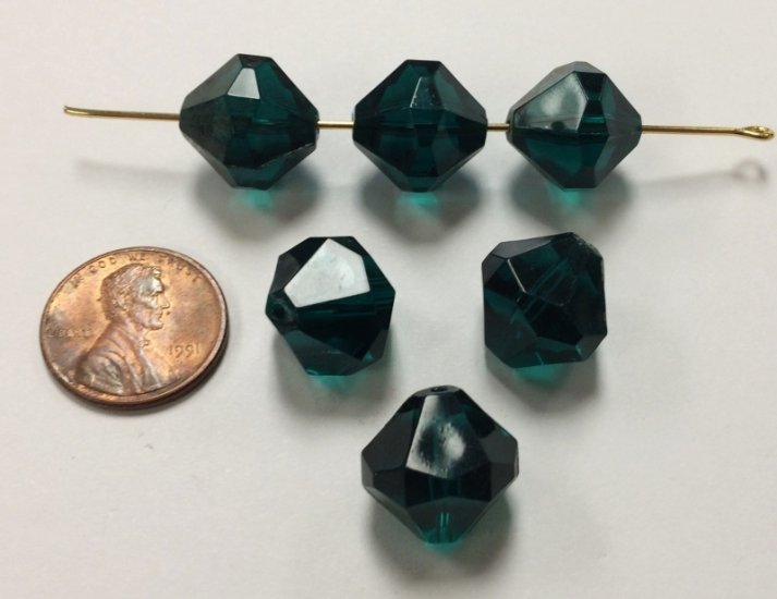 (image for) EMERALD 15X15MM FACETED BEADS - Lot of 12