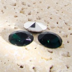 Emerald Jewel - 25x18mm. Oval Faceted Gem Jewels - Lots of 72