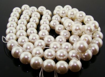 WHITE LUSTER 10MM ROUND SMOOTH JAPANESE PEARLS - Lot of 78