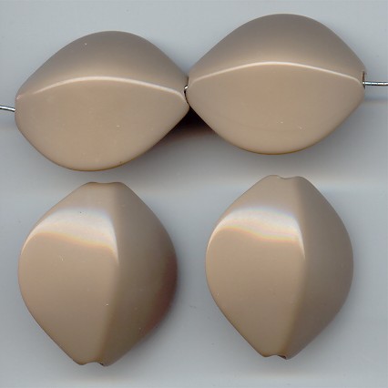 (image for) BEIGE 35X30MM OVAL BEADS - Lot of 12