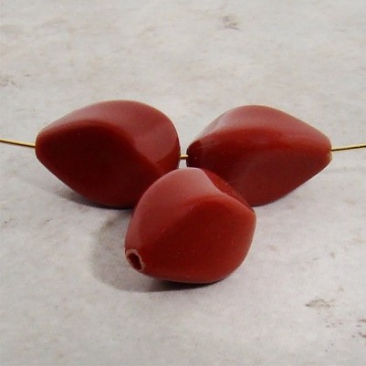 (image for) RUST 18X11MM TWISTED DROP BEADS - Lot of 12