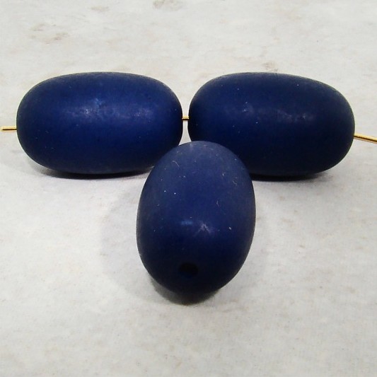 (image for) BLUE MATTE 25X16MM OVAL BEADS - Lot of 12