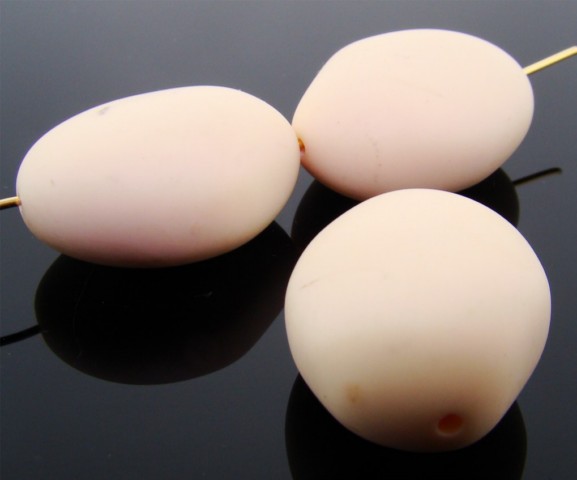 (image for) TAN MATTE 28x22MM FLAT OVAL BEADS - Lot of 12