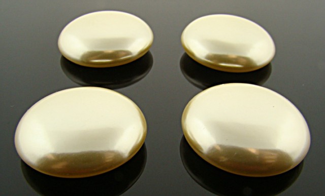 (image for) 24MM CULTURA LOW DOME PEARL ROUND CABOCHONS - Lot of 72