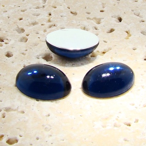 (image for) Montana Sapphire Jewel - 25x18mm. Oval Cabochons - Lots of 72