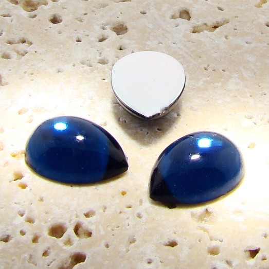 (image for) Montana Sapphire Jewel - 25x18mm. Pear Cabochons - Lots of 72