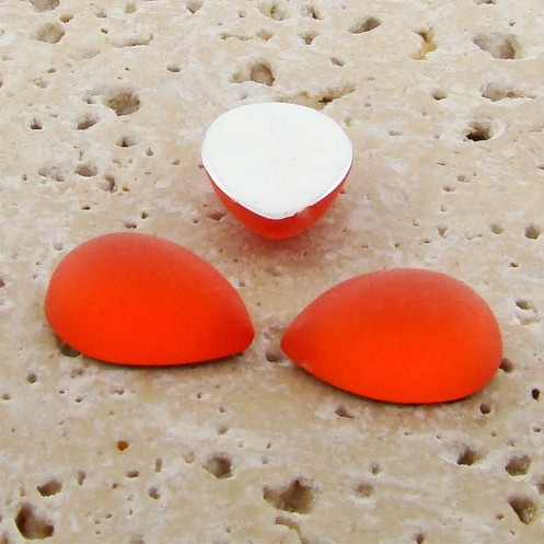 25x18mm.