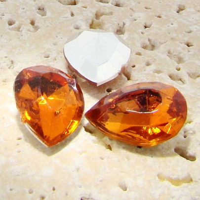 25x18mm.