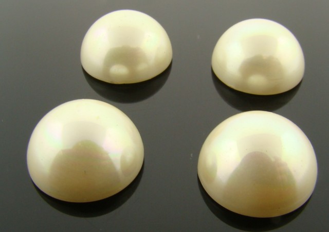 (image for) 16MM CULTURA RAINBOW HIGH DOME PEARL ROUND CABOCHONS - Lot of 12